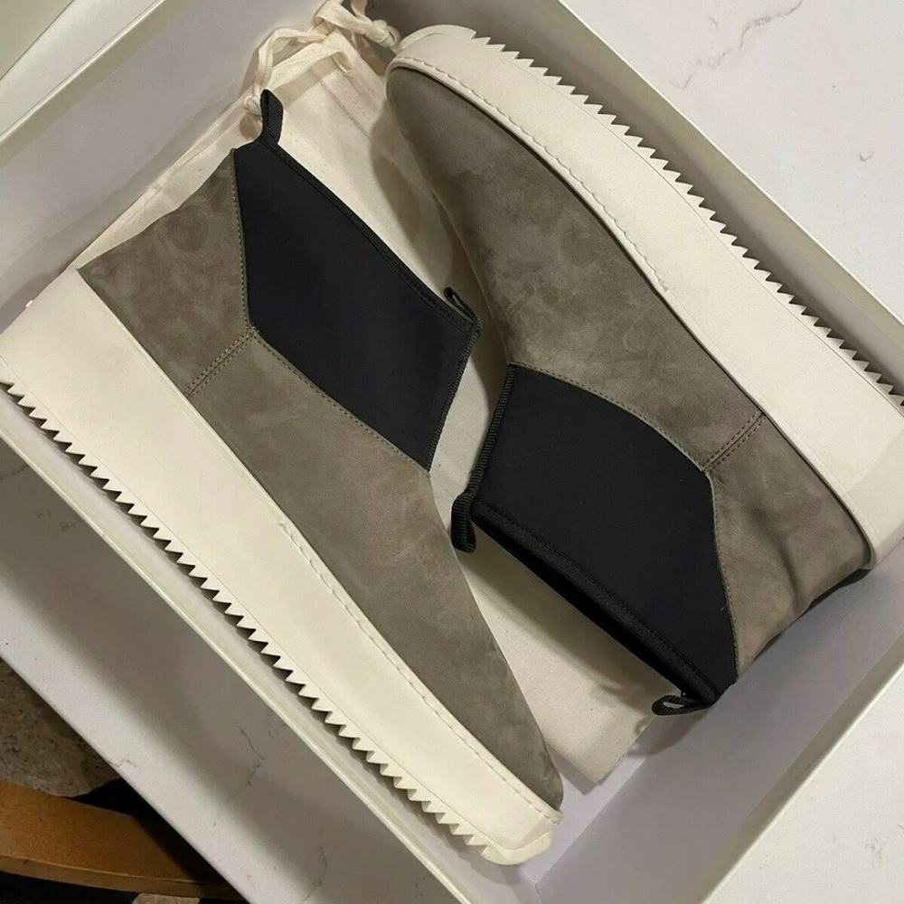 Fear Of God Polar Wolf Boot size 42/10US